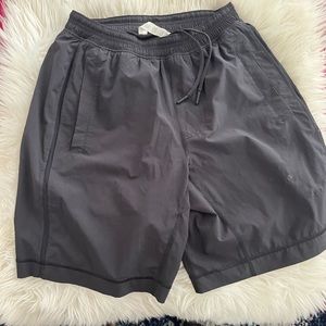 Lululemon black shorts size M